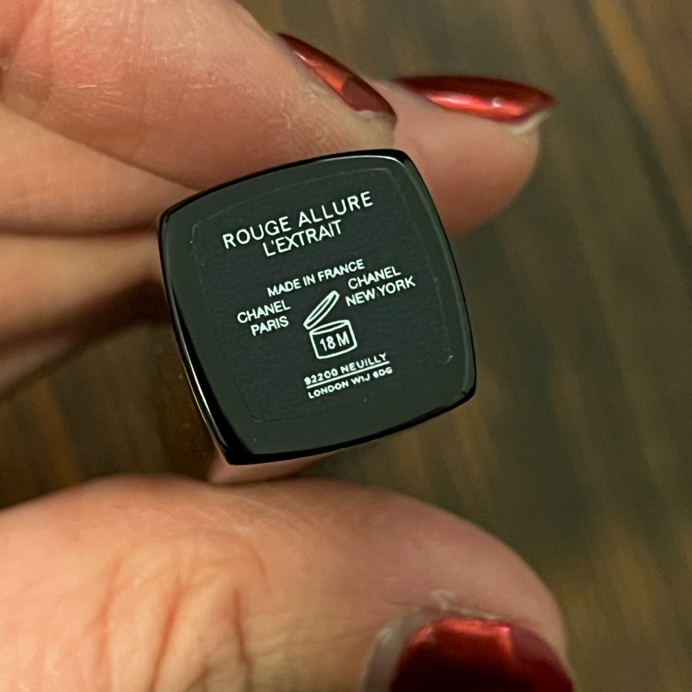 Chanel Rouge Allure L’extrait - Picture 8 of 9